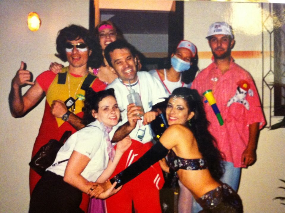 PP BAR 401986_274366799299992_1499444417_n.jpg