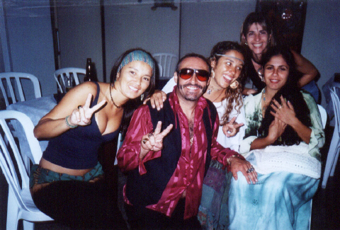 Festa Anos 70 - 03 Abril 2004 - foto 019 - Rogério.jpg