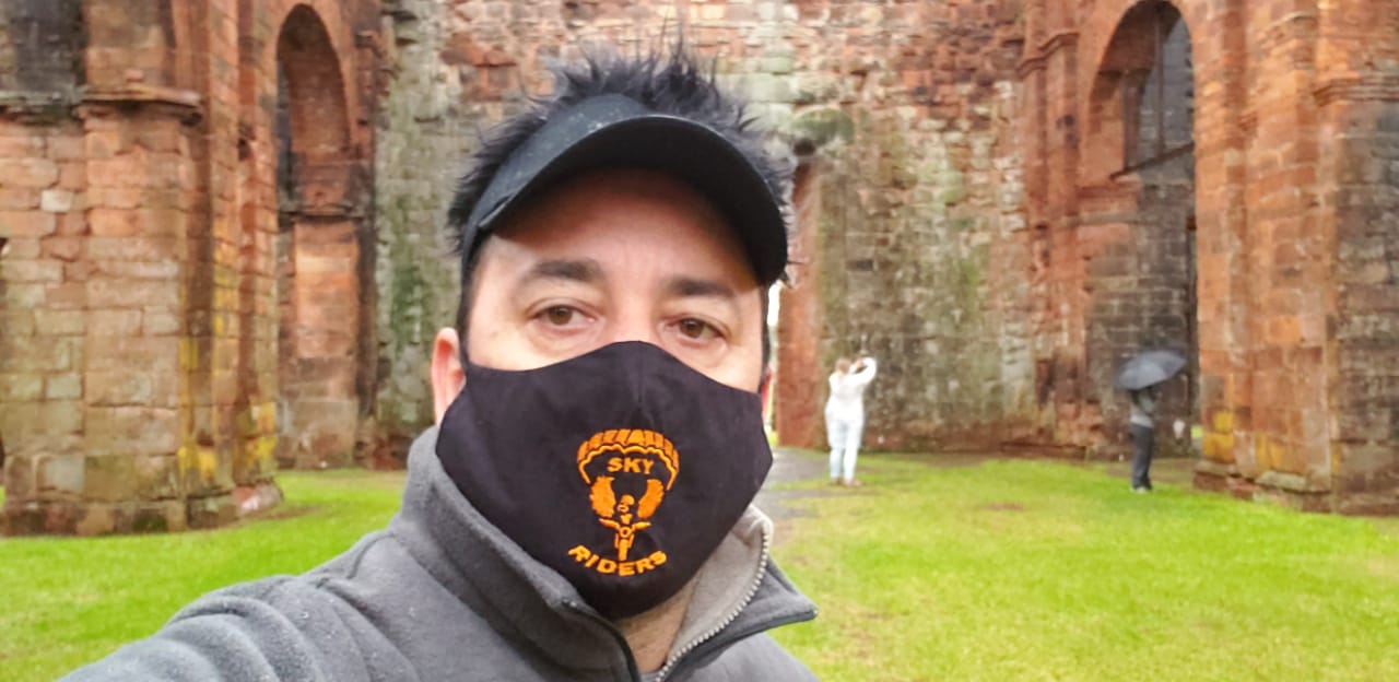 Máscara_Claudio Mafra.jpg