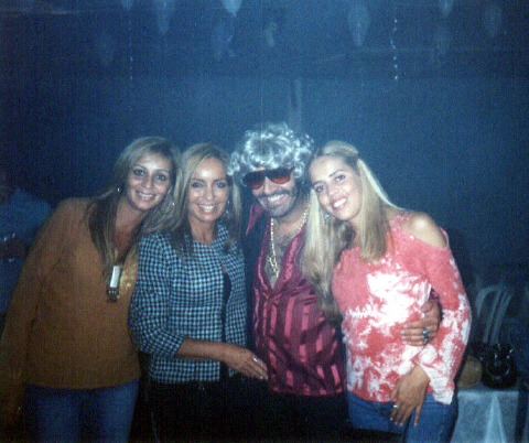 Festa Anos 70 - Irmãs Belache - 03 Abril 2004 - foto 014- Rogério.jpg