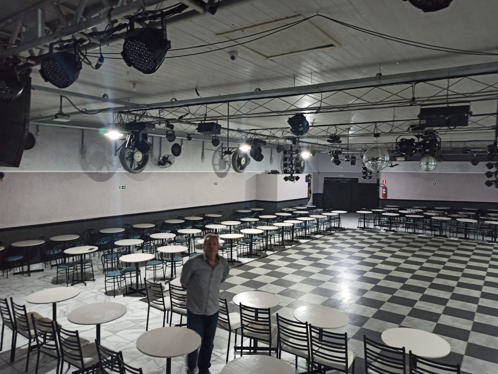 WhatsApp Image 2022-05-07 at 21.57.47 (3).jpeg